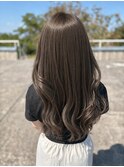 ブリーチなしで叶う◎柔らかオリーブベージュ