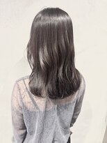イソラヘアアトリエ(Isola hair atelier)&nbsp;【Isola】ダークブラウン×セミロング