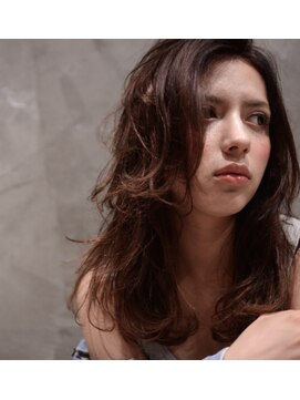 ミラバイグリーン(Mira by green) ☆外国人風くせっ毛wave