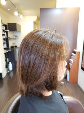 ヘアメイク ビス(Hair Make Bis.) セミロングスタイル