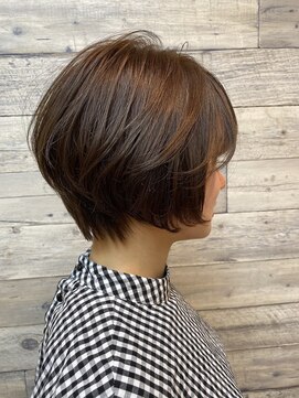 ビューティライブラリヘアラボサロン(BEAUTY LIBRARY Hair Lab Salon) イルミナカラー艶髪ショコラブラウニーハンサムショート