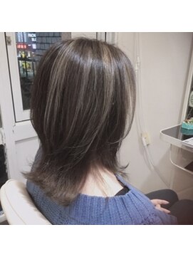ヘアー スタイリスト(hair STYLIST) コントラストハイライト