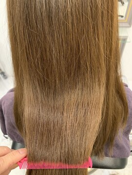 エスカーラ 表参道(THE ESCALA) @m_ayu/ショコラベージュ/タビラマユミ