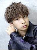 外ハネ多めツイストスパイラル