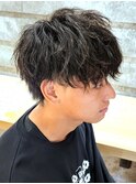 ショートウルフツイストスパイラルパーマメンズカット波巻き眉毛