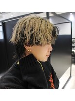 ウェーブ(WAVE)&nbsp;ハイトーンくびれウルフ×波打ちパーマ/メンズパーマ