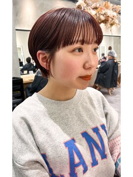 ロンドプロフィール 浦和(Lond profil) 耳掛けコンパクトピンクブラウンワイドバングショートボブ