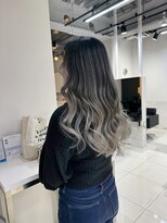 アライブ ハラジュク(ALIVE harajuku)&nbsp;グラデーションカラーバレイヤージュインナーカラー　ryota