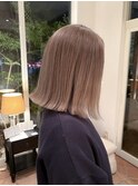 ミルクティーベージュ