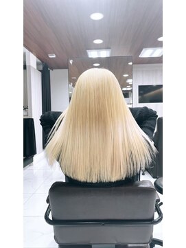 グランデュール 焼津店(GRANDEUR) ブロンドヘアー