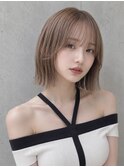 外はねボブロブ韓国ヘア顔周りレイヤーグレージュカラー