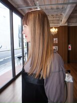 ユルク(JURK nagoya)&nbsp;栄/ハッシュカット/グレージュ/デザインカラー