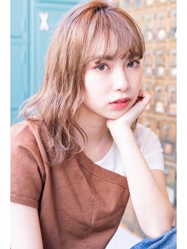 エイミー(Aimee) Aimee ニュアンスウェーブ×コーギーベージュ