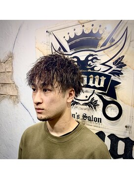 モウ(mow) ツイストなのに広がってない！！