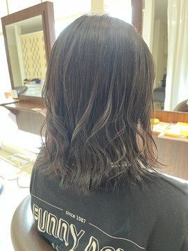 シャンティーク(shanteek) 外ハネエアリーボブ