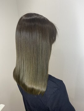 アペル(APPEL) 秋先取り　オリーブグレージュ　【岡山/岡山駅】