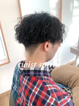 ロルド シェリ(Rold Cheri) ツイストスパイラル　メンズ刈り上げマッシュ