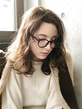 ドゥーア 代官山(Door) ミディアムのシフォンウェーブ3