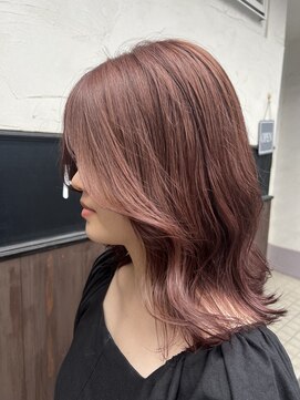 フィアート ヘアドレッシング サロン(Fiato Hairdressing Salon) ピンクベージュ