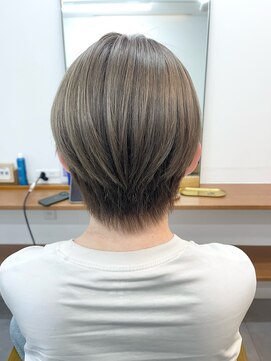 ランプ(Lamp) グレージュカラー ビフォアー＆アフター