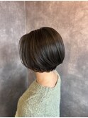 オリーブグレージュハイライト/丸みボブショート