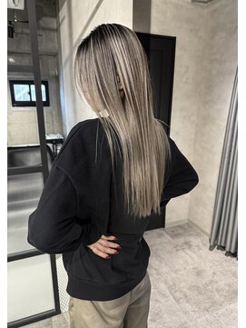 アコ(Aco) ★顔周り＆襟足が暗くならないシャドウルーツバレイヤージュ★