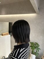 トキ(toki)&nbsp;切りっぱなしボブ×暗髪カラー