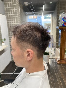 フェードカット