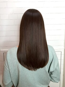 DAMANI 表参道 髪質改善/ヘッドスパ/ハイライト/白髪染め/白髪ぼかし/縮毛矯正 似合わせカット/ミディアムレイヤーカット[表参道駅]