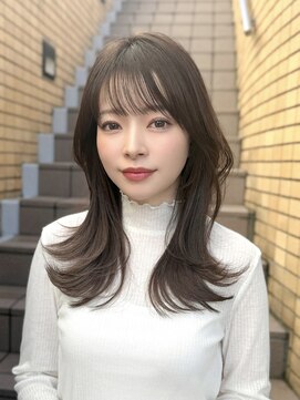 ロビー 表参道(ROBBY) ミディアムレイヤー/20代30代40代/顔周りカット/大人可愛いヘア