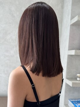 シベルバレー 横浜(sibell) ＊ミディアムレイヤーカット顔周りレイヤーウルフハッシュカット