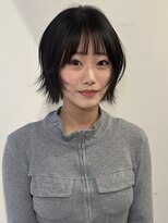 デコ(DECO)&nbsp;黒髪でも可愛いハッシュボブ