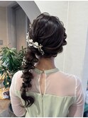 結婚式参列お呼ばれヘアセットサイド編み下ろしヘアアレンジ
