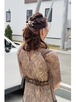 キューファイブアールイー(95RE)&nbsp;ハーフアップヘアアレンジ