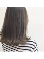 フレアジェネラス(FLEAR generous)&nbsp;【ツヤ感欲しい方】カーキグレージュ 柳本麻守