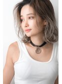 ミディアム×グレージュバレイヤージュ.