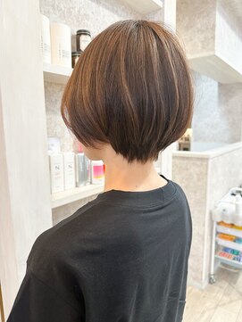 キャアリー(Caary) 福山美容室caary人気さらさら酸性ストレートくびれショートボブ