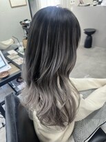 ヌークバイラヴェスト 四日市(neuk by lovest)&nbsp;シャドウルーツで作るバレイヤージュ