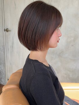 アフロート ルヴア(AFLOAT RUVUA) 似合わせ ショート ボブ 30代 40代 小顔 新宿 ひし形 前上がり