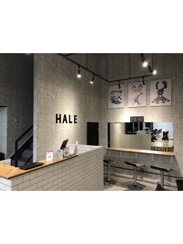 学生さんからビジネスマンまで、幅広い年齢層に人気のサロン！一人一人に合ったスタイルをご提案◎