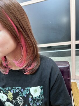 エレノア 自由が丘店(Eleanor) 自由が丘/レイヤーカットトリートメント/イルミナカラーインナー