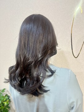 シヨン(ciyon.) 韓国風☆くびれレイヤーミディ