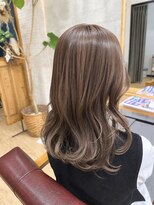 シアン(CYAN)&nbsp;レイヤーカット・ベージュハイライト