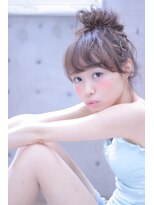 カシュカシュ(cache cache)&nbsp;cache cache★お団子で簡単ヘアアレンジ