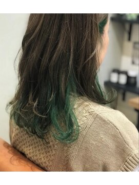 エン(enn) 【enn】インナーカラー×グリーン