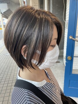 ロディーナ 大口 新子安(rodina) 白髪ぼかしハイライトカラー×ハイライト/シアーグレージュ/ラフ