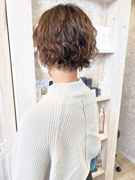 キャアリー(Caary) 福山市美容室Caary くるっとウェーブパーマ ショートボブ