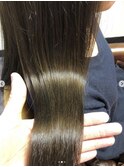 さら艶ナチュラル美髪ストレート【カミケン方木田店】