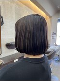 まとまりとツヤ感のある大人ボブ