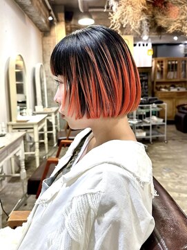 ピア(Pia) パツっとボブ × デザインオレンジ